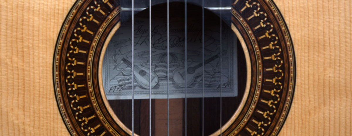 romanillos_guitar